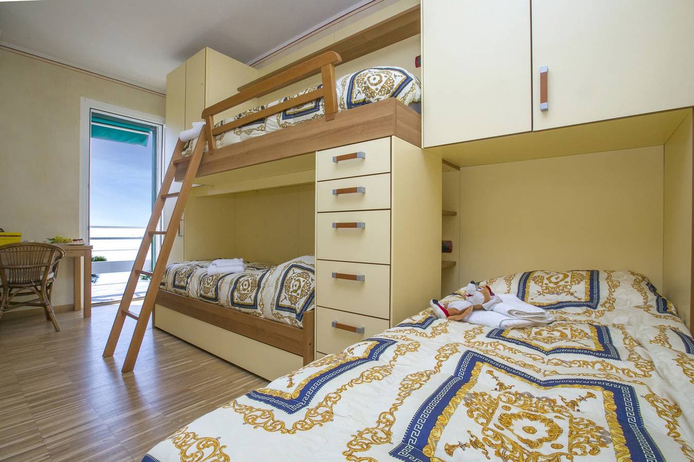 Foto 11 von 22: Casa Bel Tramonto - Lakeview Apt + Beach Access