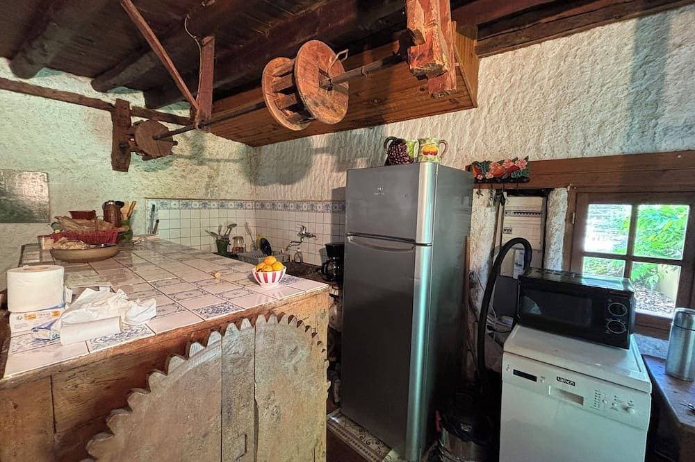 Foto 13 von 19: Authentische Mühle am Flussufer