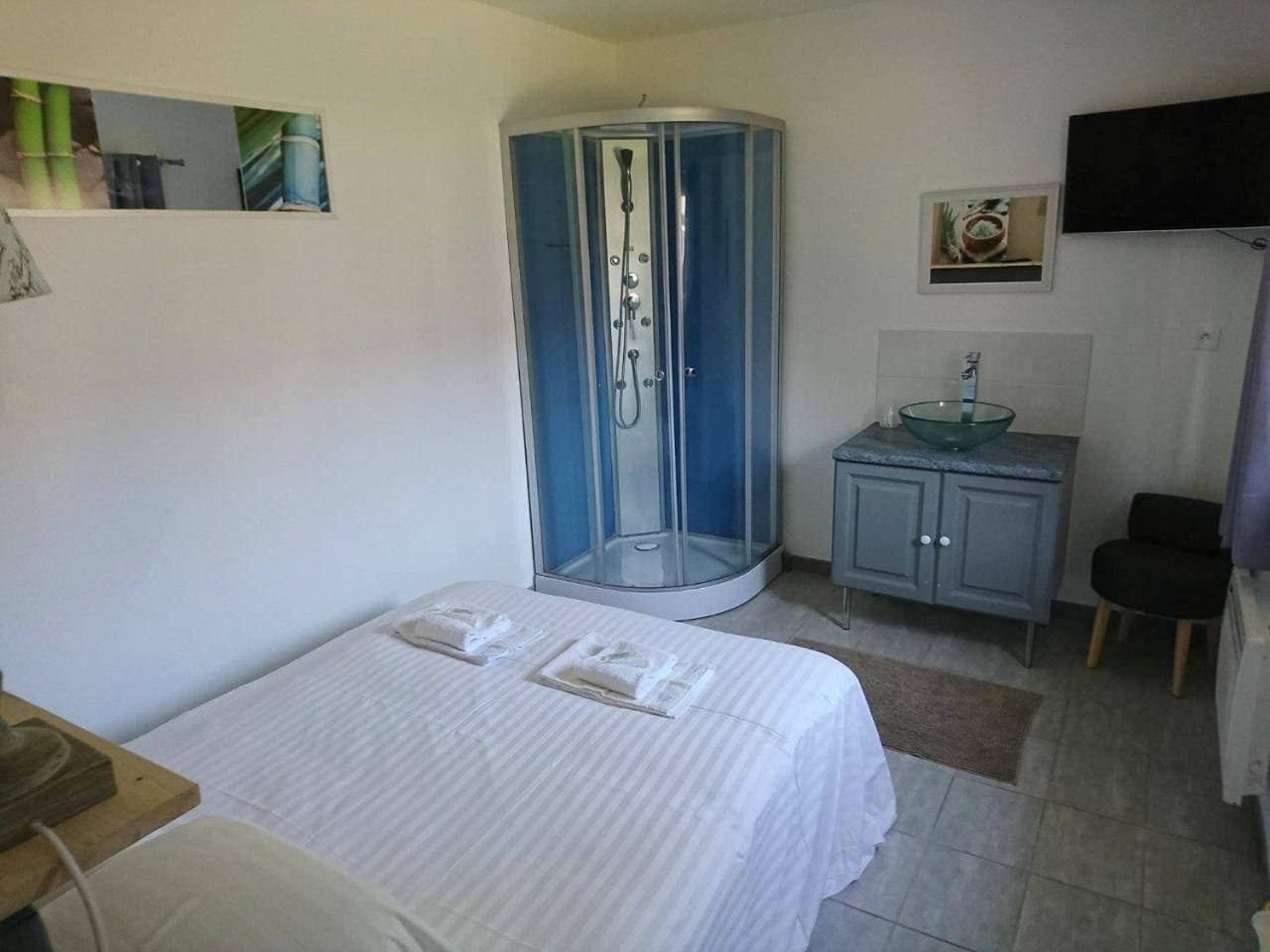Foto 2 von 10: Double Room