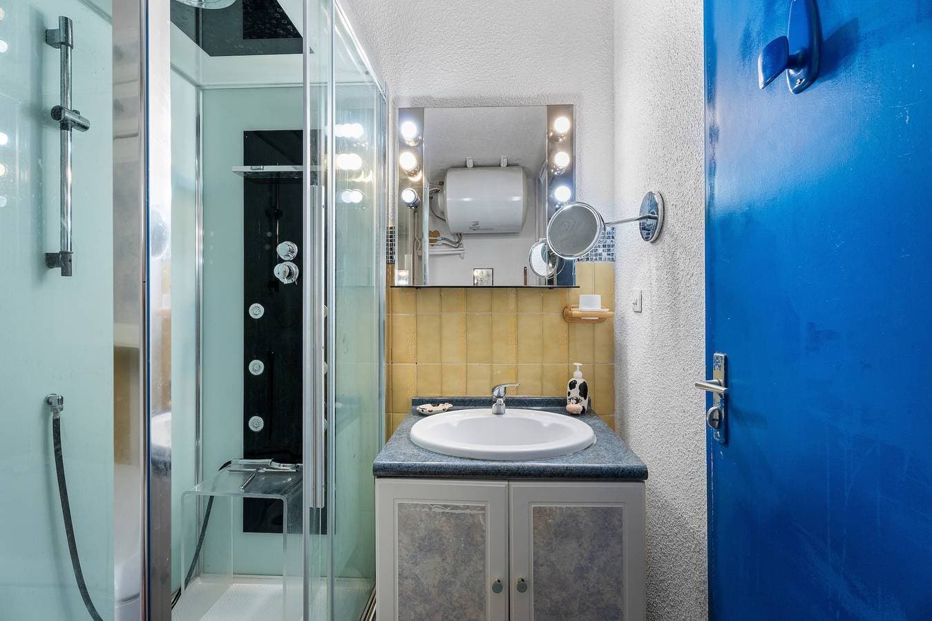 Foto 11 von 14: Ferienwohnung 'Beau Studio St Cyr Sur Mer' mit Meerblick, privater Terrasse und Klimaanlage