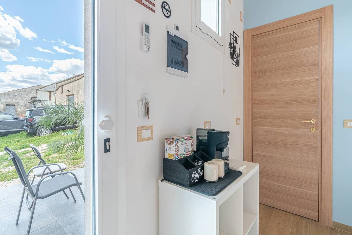 Foto 3 von 24: Zimmer 'Baglio Netino - Valentina' mit Meerblick, WLAN und Klimaanlage