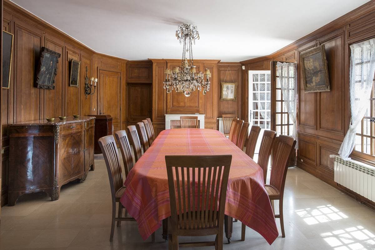 Foto 3 von 32: Schloss für 22 Personen mit Garten