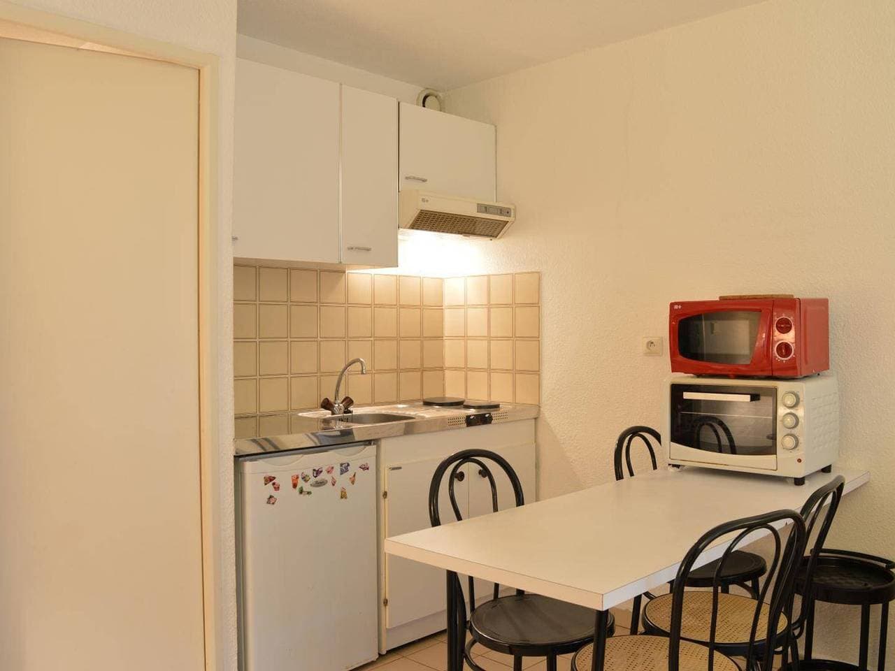 Foto 6 von 20: Studio cabine avec piscine, tennis, parking privé à 400m de la plage - 4 couchages