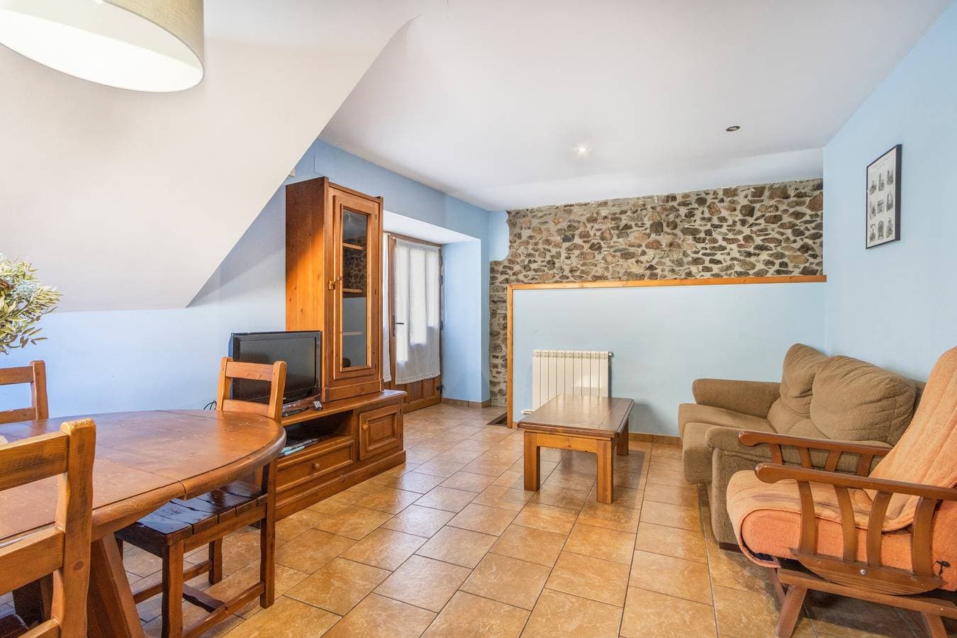 Foto 3 von 20: Ferienwohnung 'El Paller' mit Bergblick und Privatem Garten