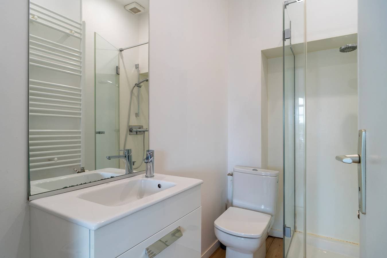 Foto 6 von 12: Ferienwohnung für 4 Personen mit Terrasse