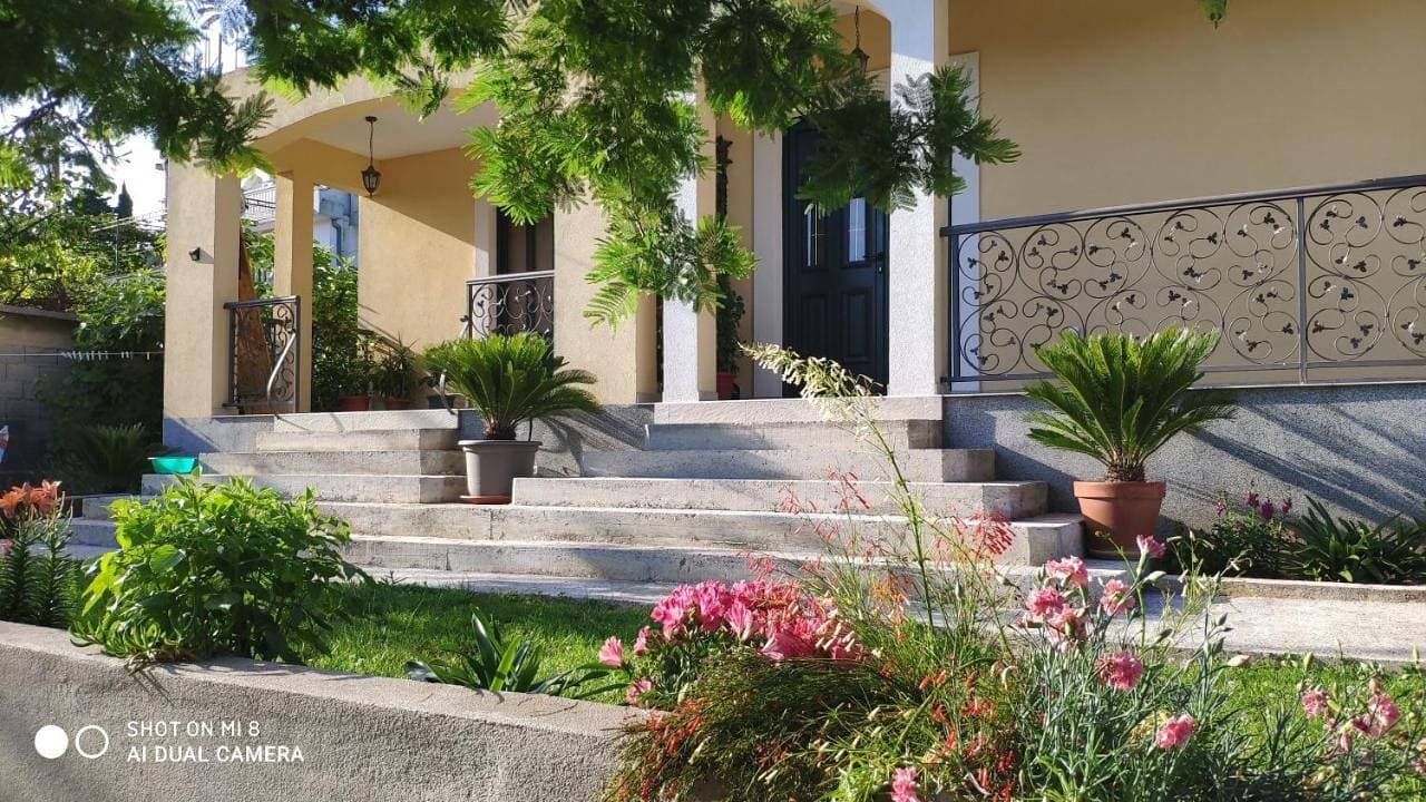 Gloria Apartments 1