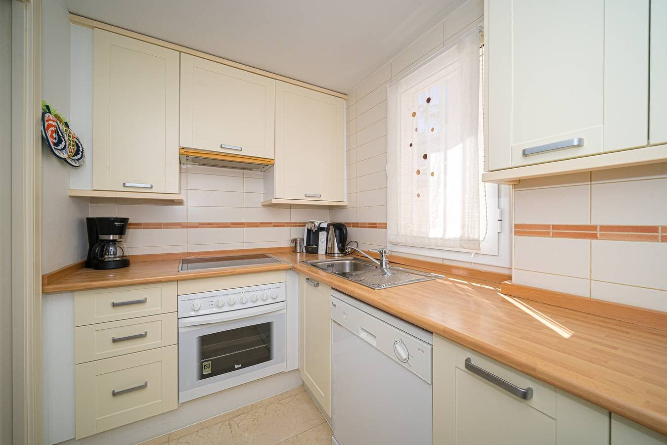 Foto 9 von 24: Ferienwohnung 'Estrella 2 3 Bh' in Strandnähe mit Gemeinschaftspool und WLAN