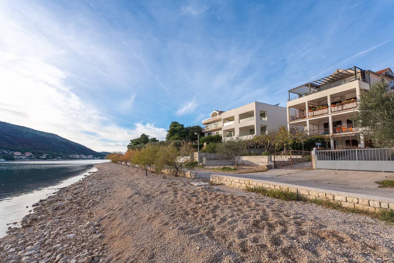 Foto 3 von 20: 1-Zimmer-Ferienwohnung am Strand Grebastica, Sibenik A-13942-b