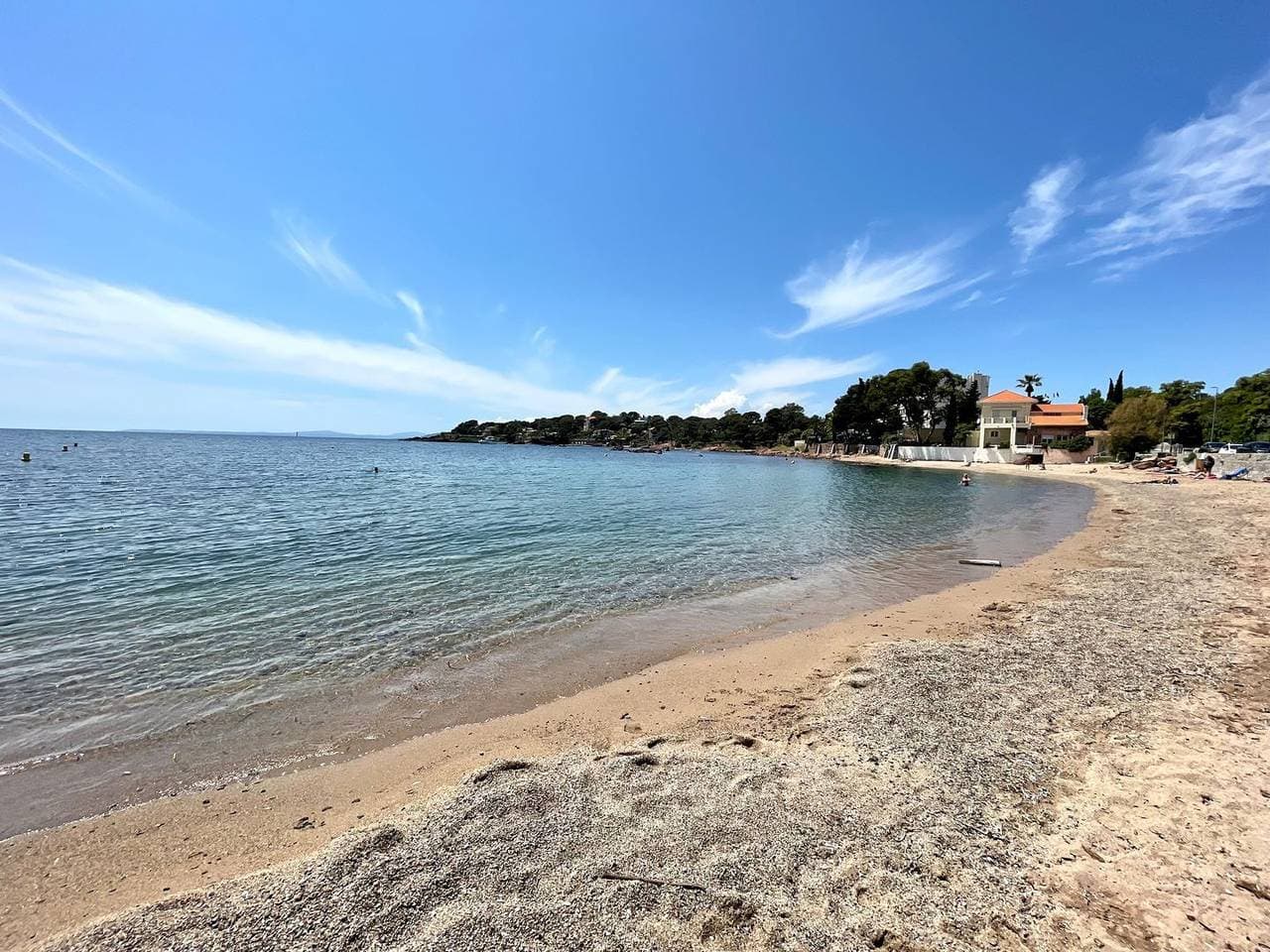 Foto 5 von 31: 4-Sterne Ferienwohnung direkt am Strand mit Meerblick und Pool - in Toplage