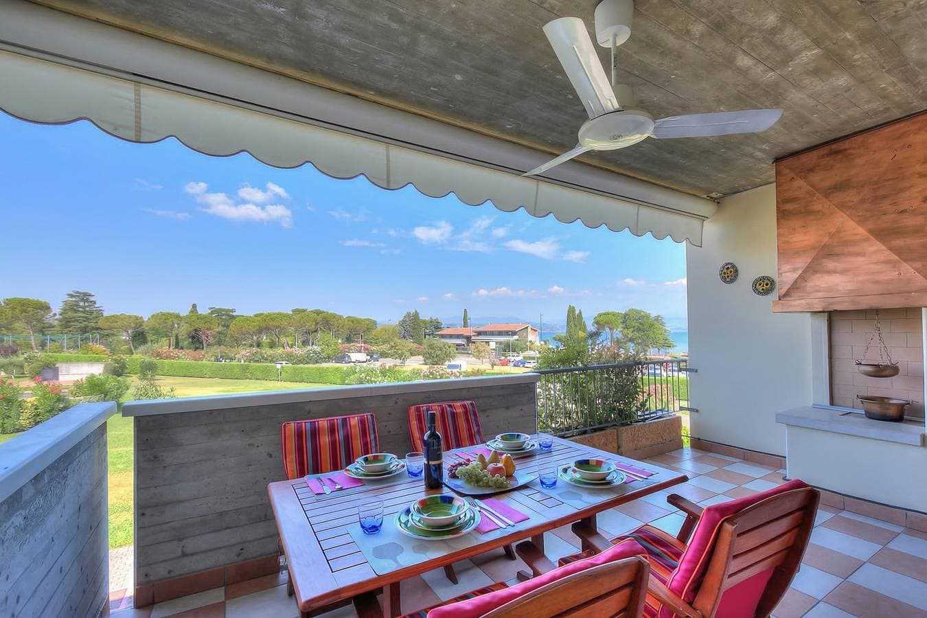 VistaLago Green Residence 100m From Lake/ 3 Pools, Tennis & Garage 1