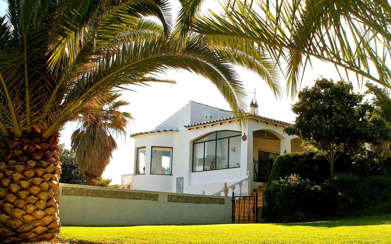 Foto 2 von 35: Villa with Private Pool