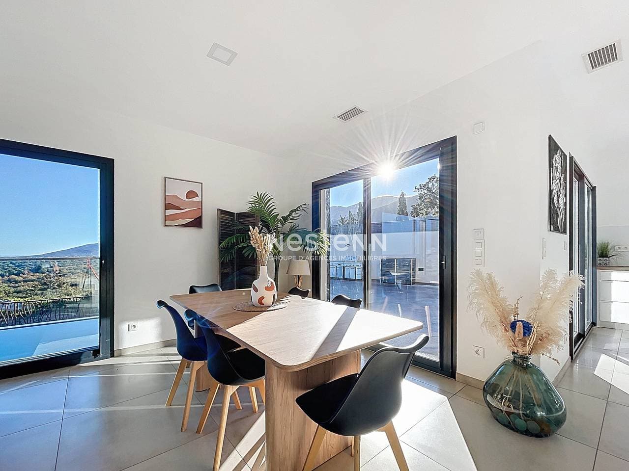 Foto 6 von 30: Zeitgenössische Villa mit privatem Infinity-Pool