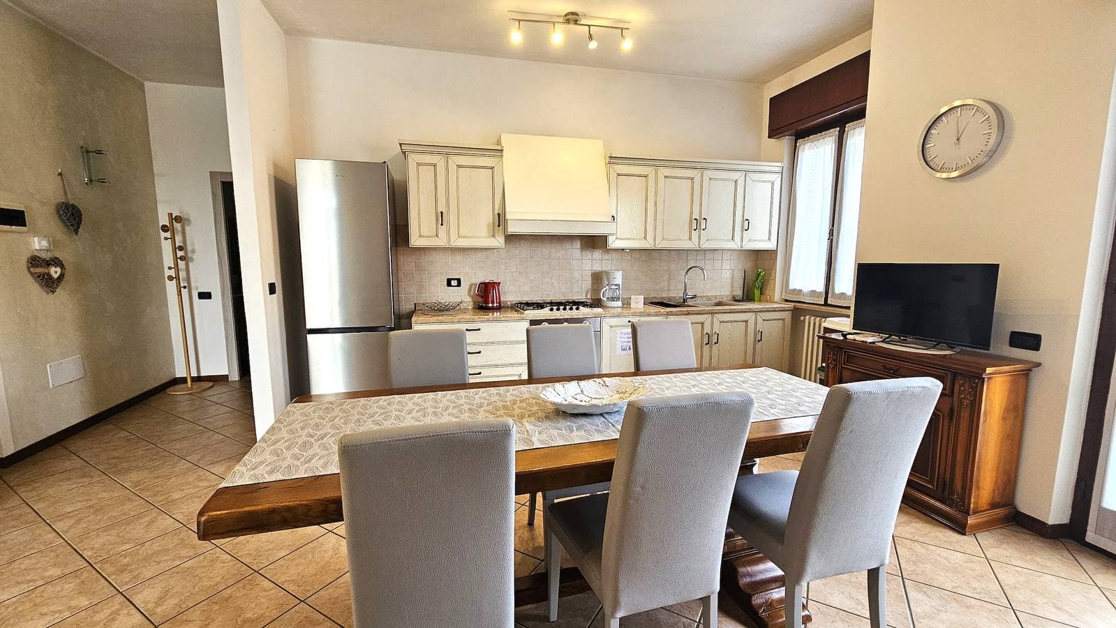 Foto 8 von 57: Regarda - "Villa Harmony" mit privat Pool und Garten
