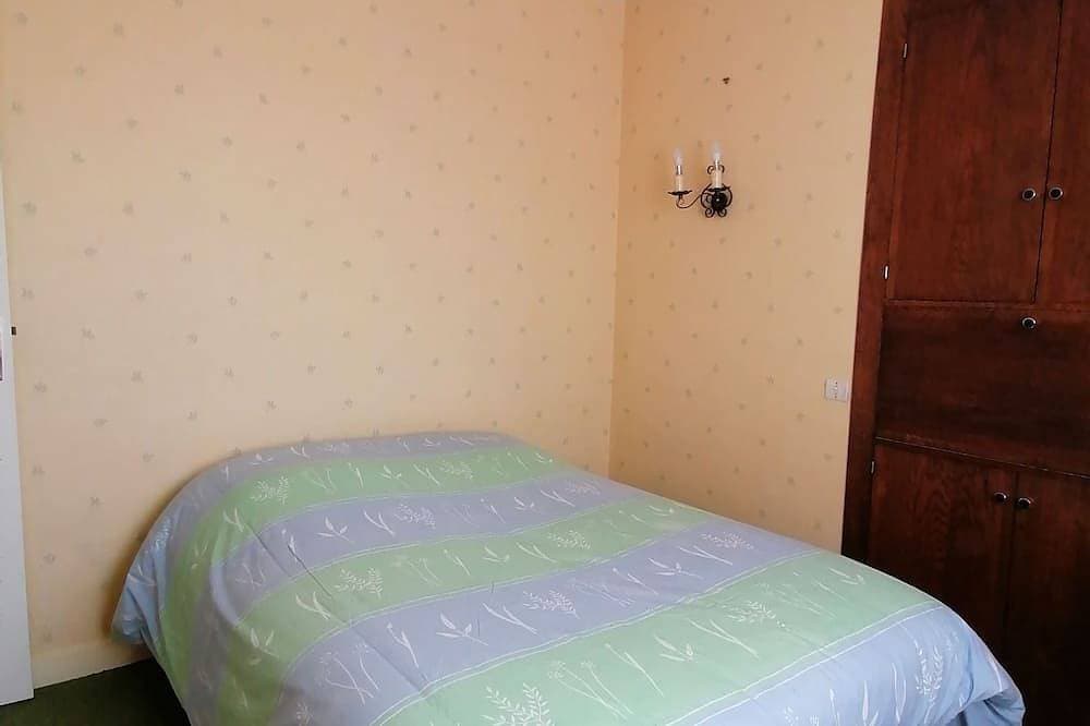 Foto 8 von 26: Maison Spacieuse Simple Et Confortable