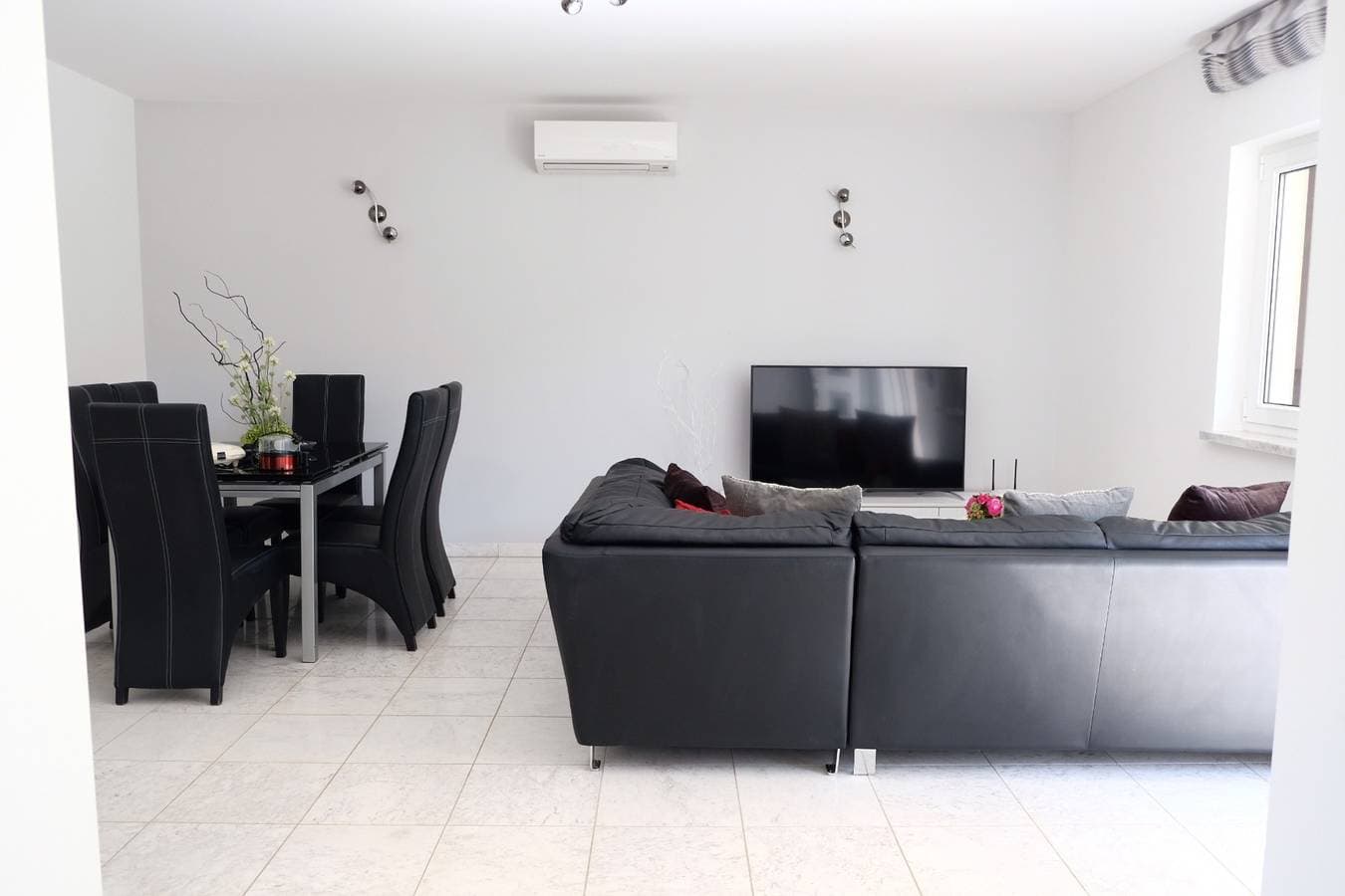 Foto 2 von 18: Ferienwohnung für 4 Personen mit Balkon