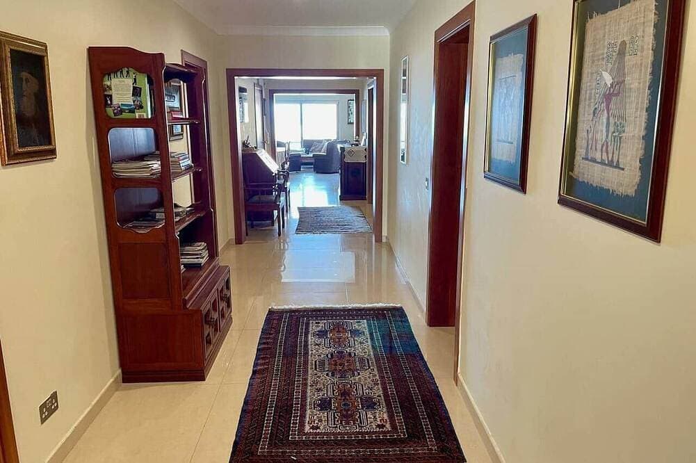 Foto 11 von 30: Superb Sunny Seafront Luxus-Apartment mit Pool und herrlichem Meerblick