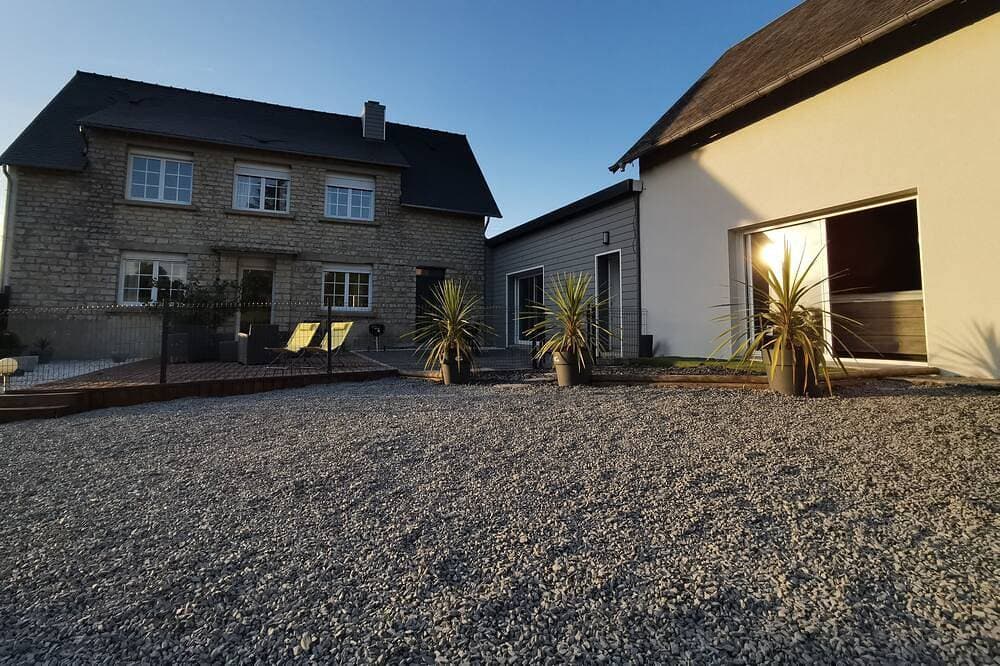 Foto 12 von 18: Landhaus mit Jacuzzi nahe den Landungsstränden. 4 Sterne