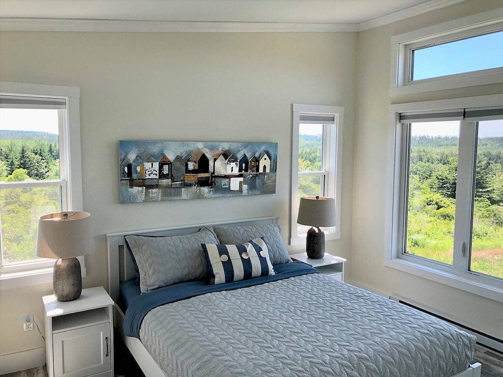 Foto 12 von 45: 3 Bdrm, Executive-Class-Haus in Colindale Beach Villas