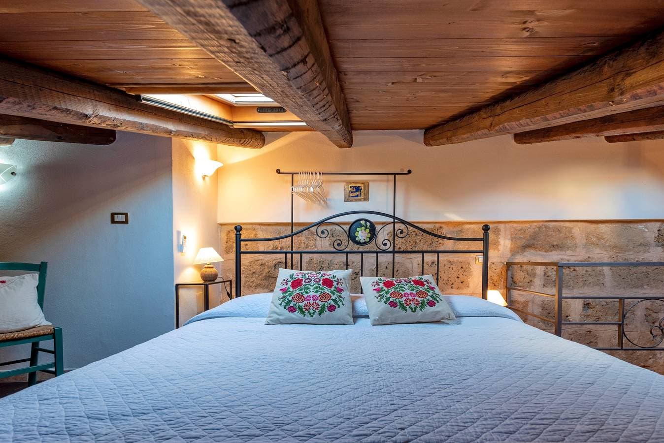 Foto 11 von 31: Topaz in Old Town!  Romantic  near the sea! Alghero smart country style! Wi-Fi