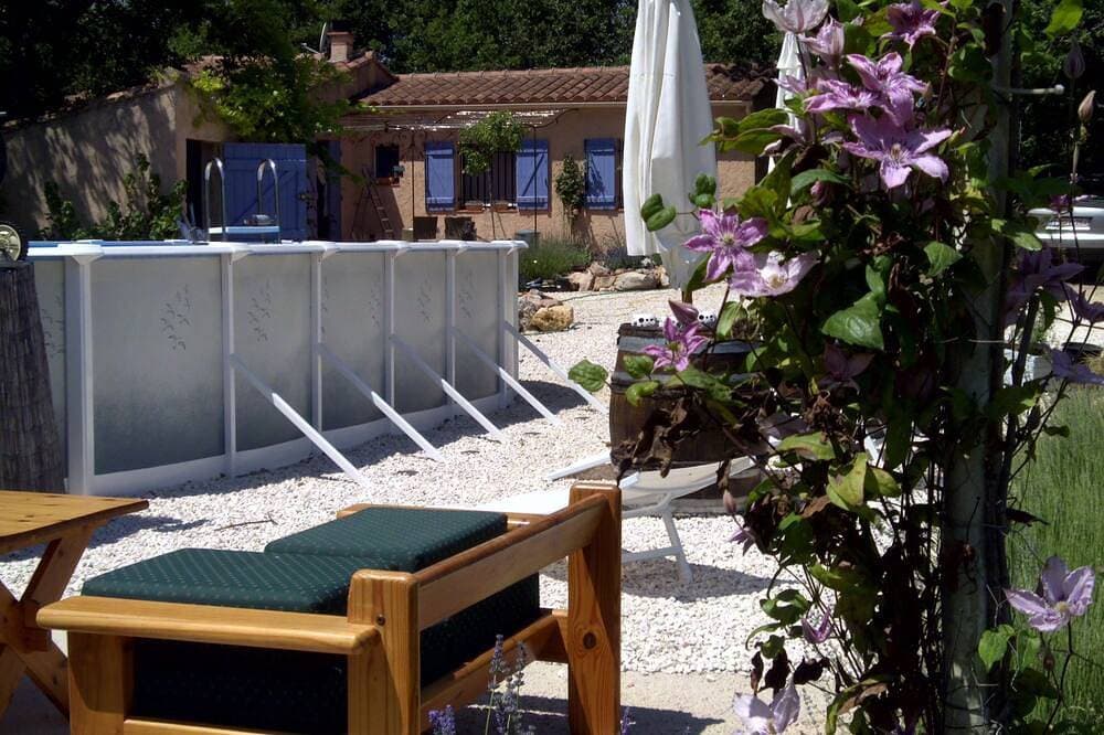 Foto 8 von 30: Calme Absolu sur 15 Hectares Privés en Colline, Animaux Admis, Piscine Chauffée