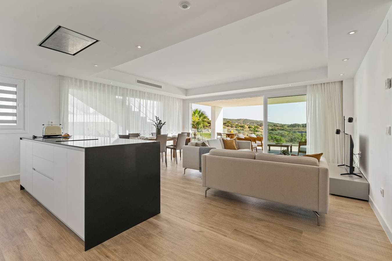 Foto 7 von 43: Spacious 2-bed & Solarium Alcazaba Lagoon