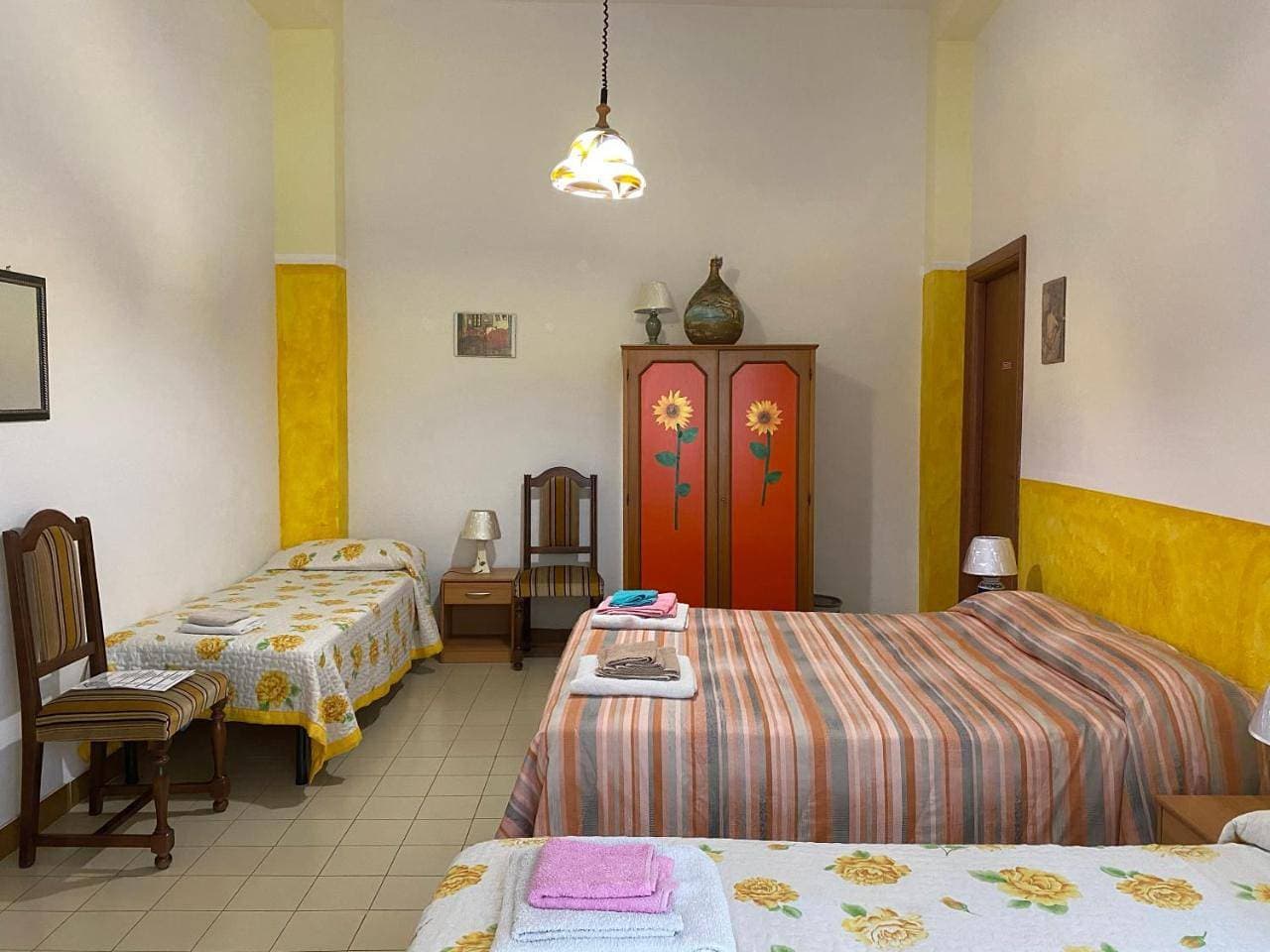 Foto 6 von 15: Double or Twin Room with Private Bathroom