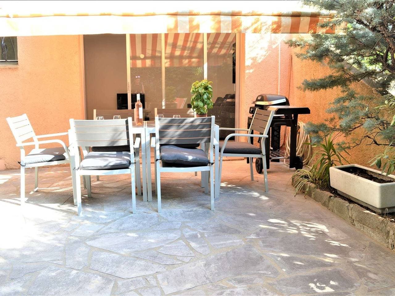 Foto 2 von 17: 2-Zimmer Wohnung mit Klima, Garten, Parkplatz am Meer