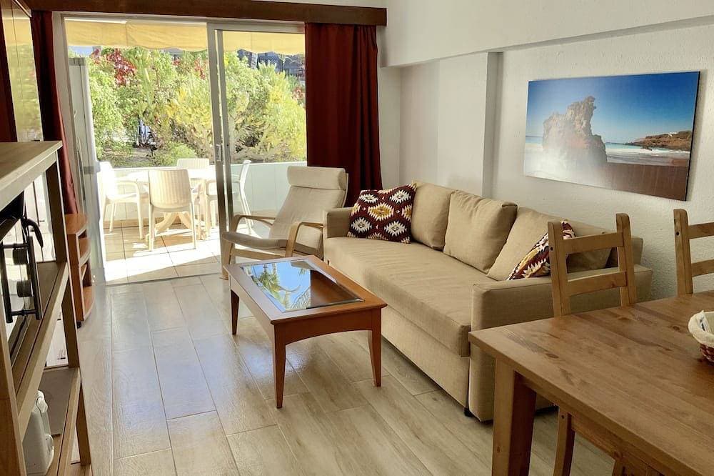 Foto 7 von 16: Apartment by the Beach. Ocean view