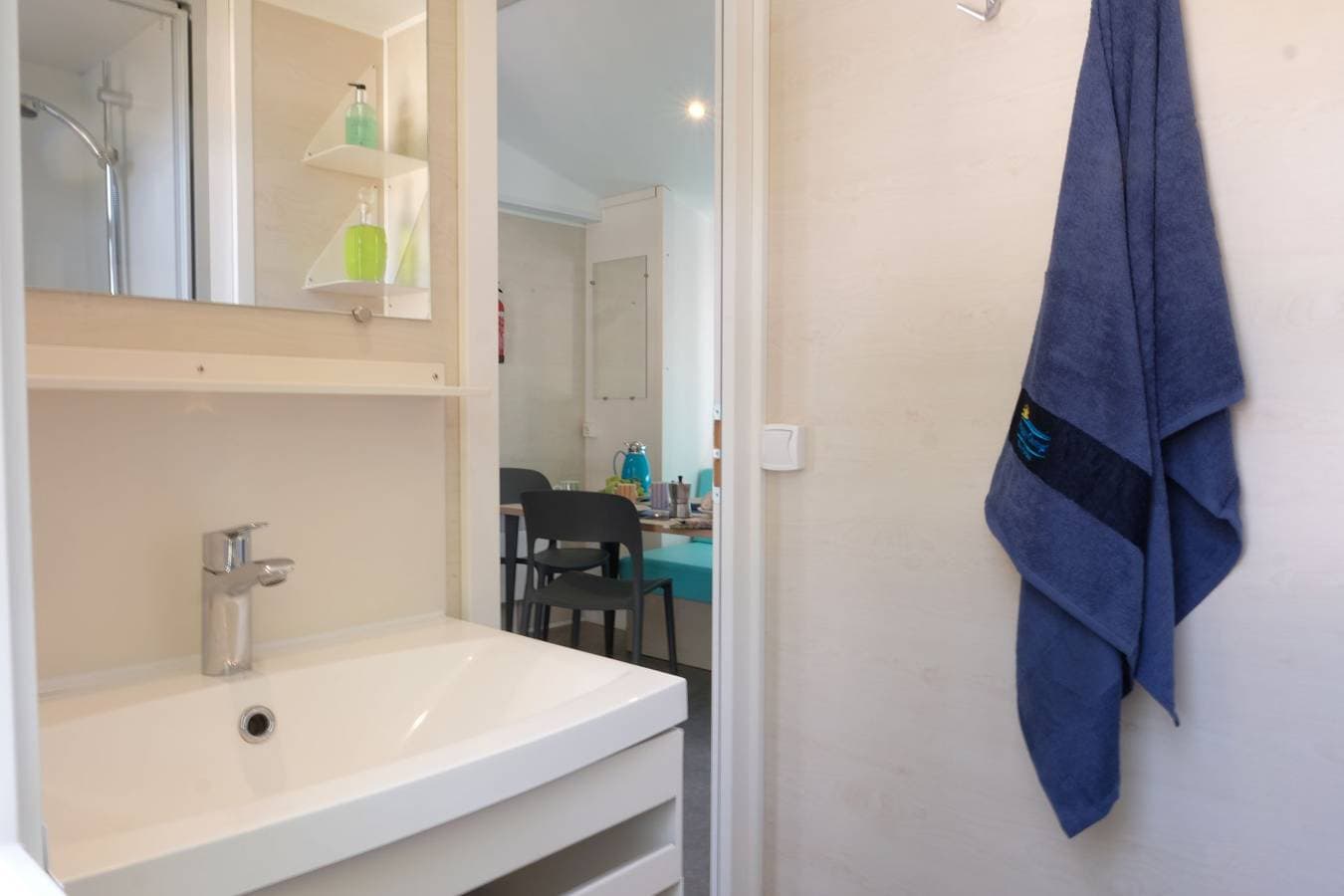 Foto 10 von 42: Bella Sardinia Mobilehome Happy Premium für 7 Personen
