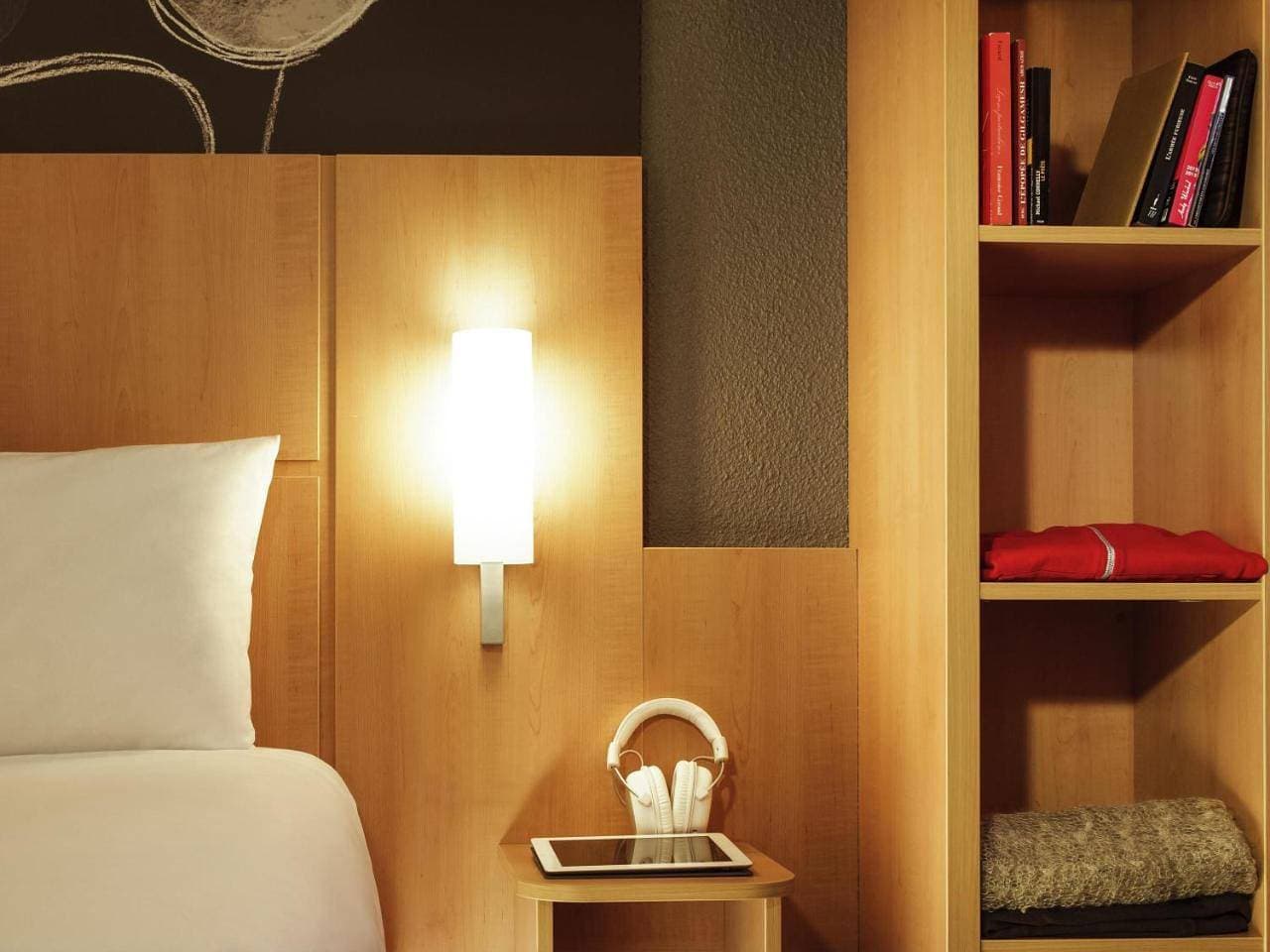 Foto 8 von 12: Standard Apartment with Two Single Beds