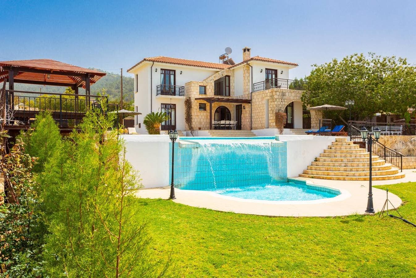 Foto 12 von 48: Villa für 10 Personen mit Garten