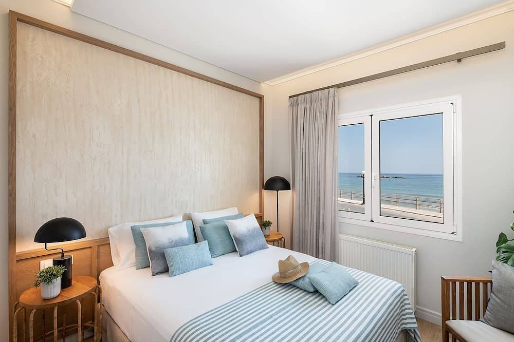 Künstlerische 2 Schlafzimmer Wohnung direkt am Meer 1