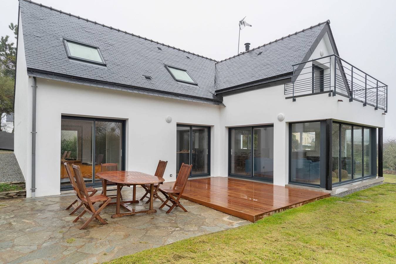 Foto 2 von 19: Ferienhaus für 8 Personen mit Terrasse