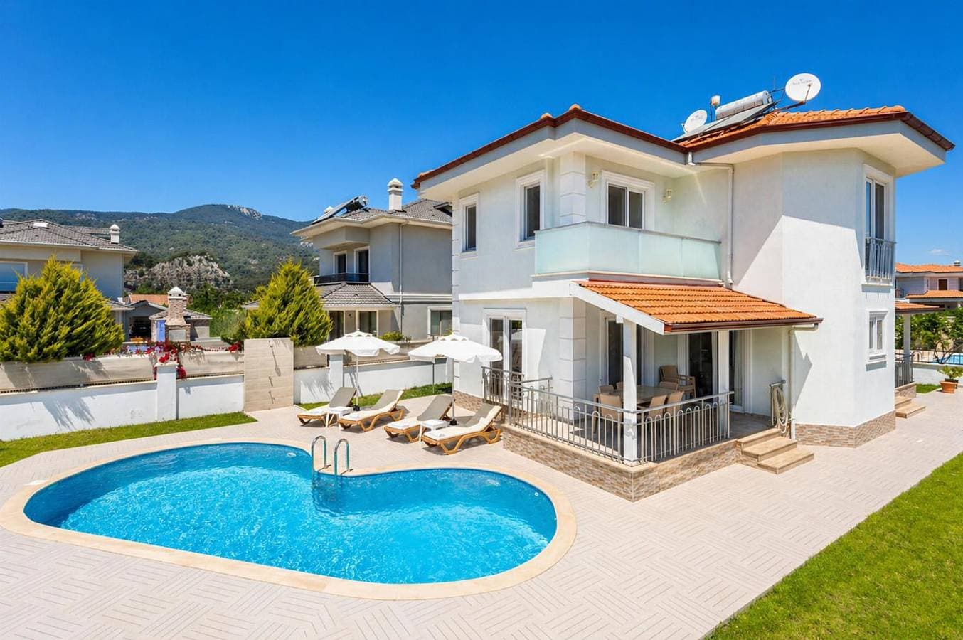 Foto 4 von 28: Villa für 8 Personen mit Terrasse