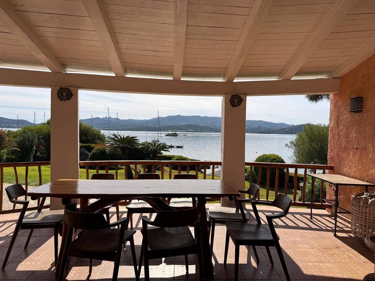 Foto 2 von 62: Villa - Beach Front