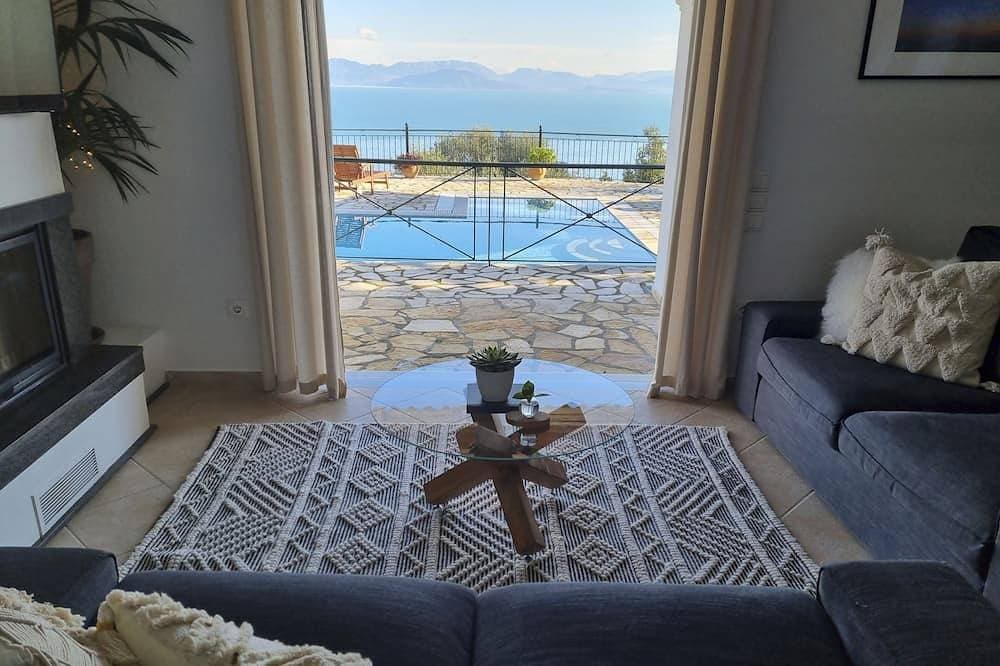 Foto 6 von 30: August-Sept. Rabatt. Zweistöckige Villa mit privatem Pool, Grill und Spielzimmer