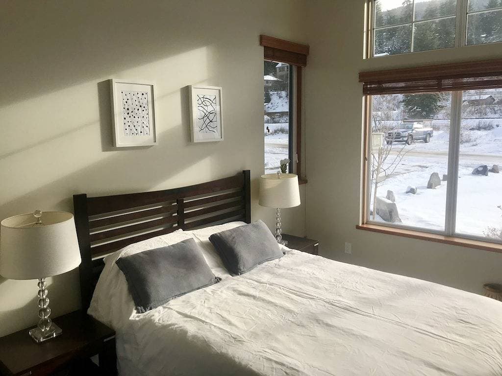 Foto 12 von 37: Lakeside Suite - Two bed, Two bath Suite in Nelson