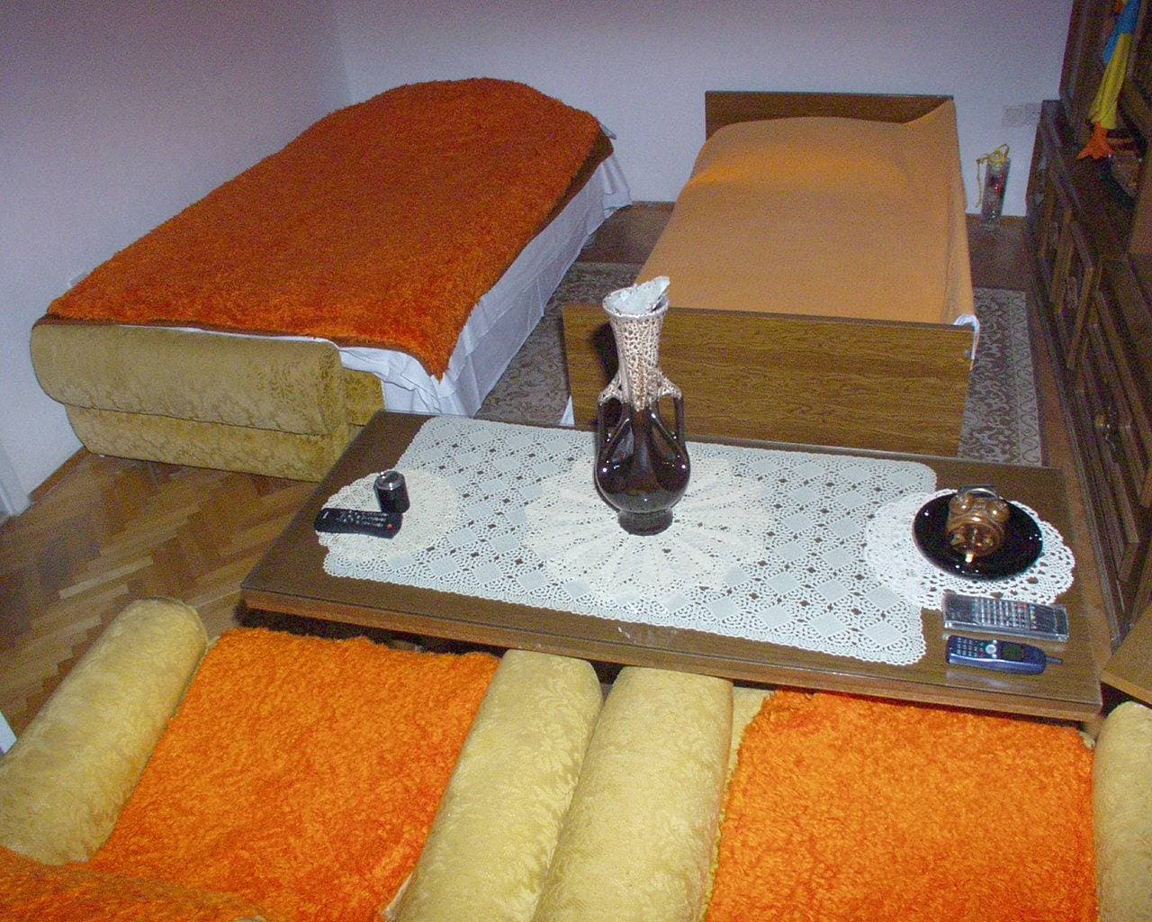 Foto 10 von 16: 2-Zimmer-Ferienwohnung mit Terrasse und Meerblick Povlja, Brac -b