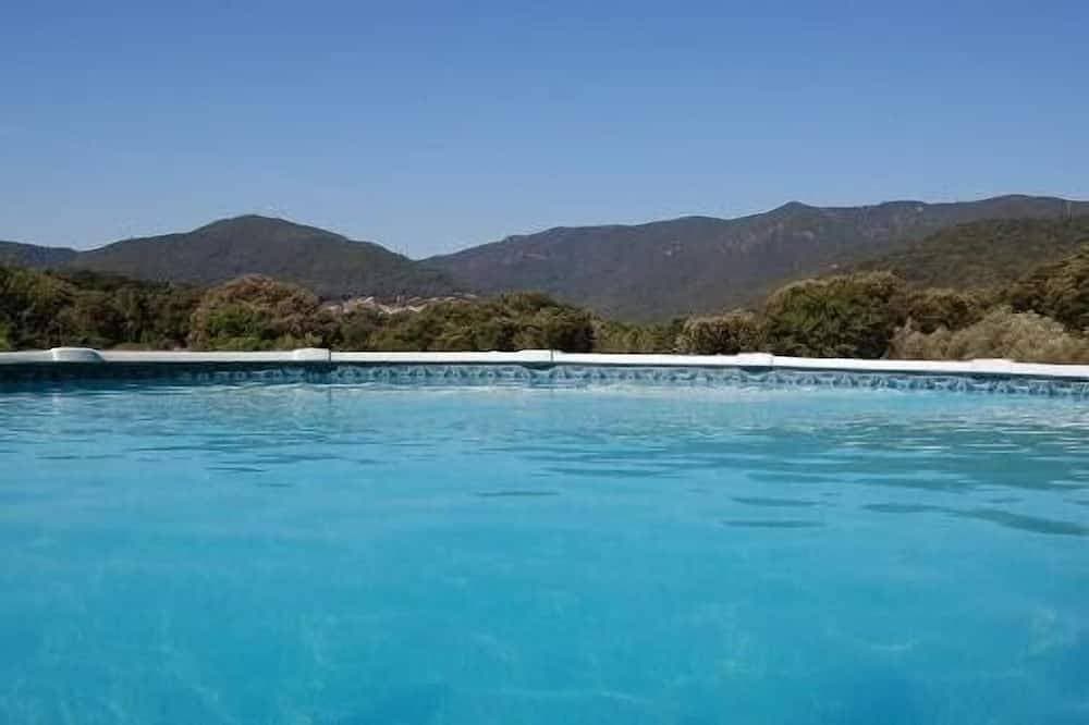Foto 8 von 8: Gite Corsica Grosseto Porticcio - Ruhiger Pool
