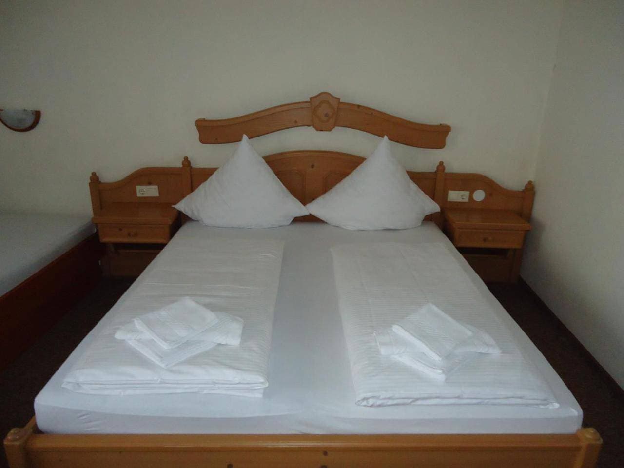 Foto 9 von 9: Double or Twin Room