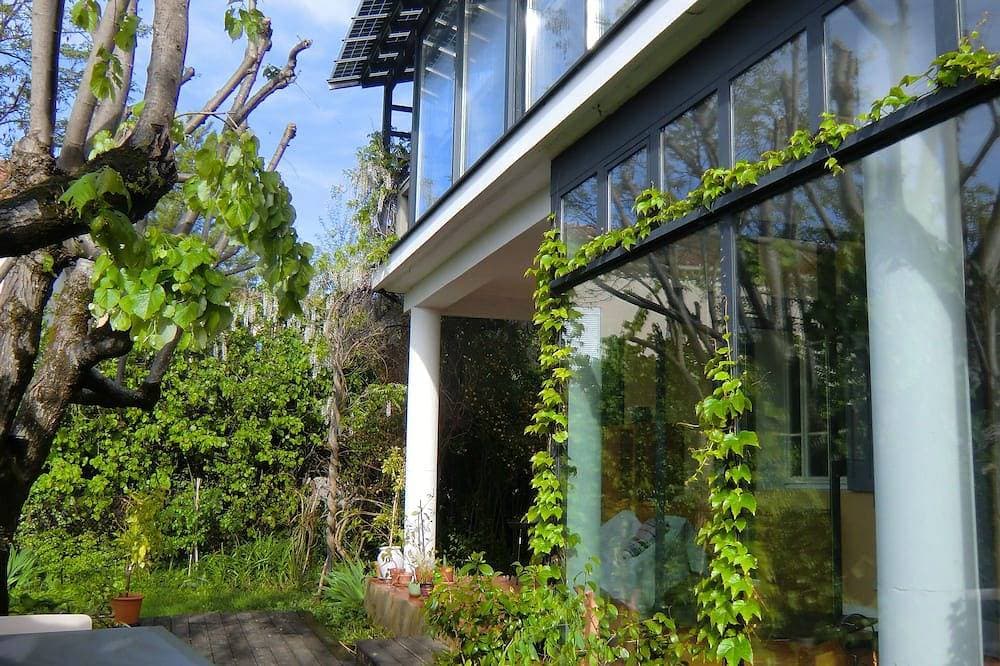 Schöne und angenehme Stadthaus mit schattigen Garten in Forcalquier 1