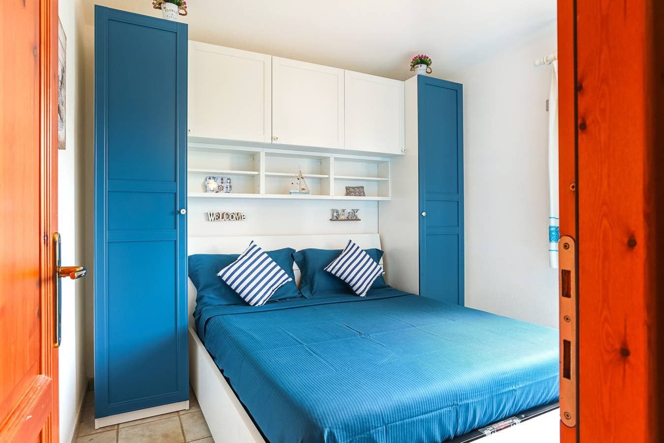 Foto 7 von 26: Ferienwohnung "Bilocale Geranium Beach" mit Terrasse und Klimaanlage