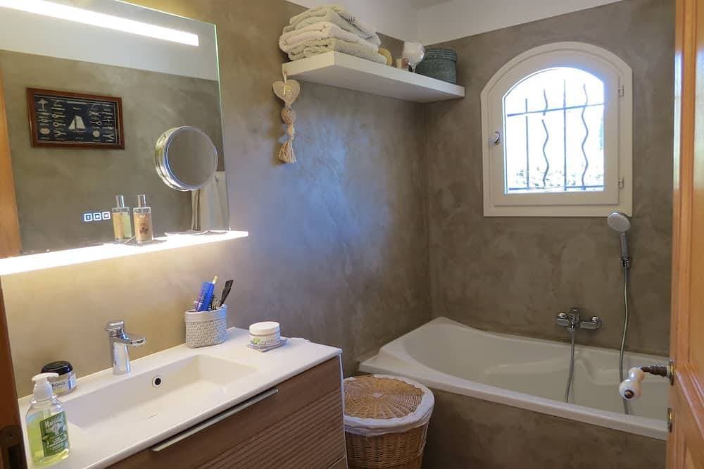 Foto 5 von 16: Maison Provencale Avec Piscine