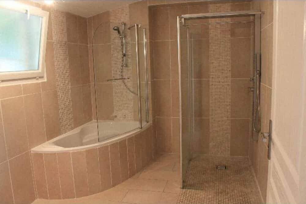 Foto 9 von 30: Villa mit Klimaanlage, sehr ruhig, Meerblick, Schwimmbad, 10 Personen
