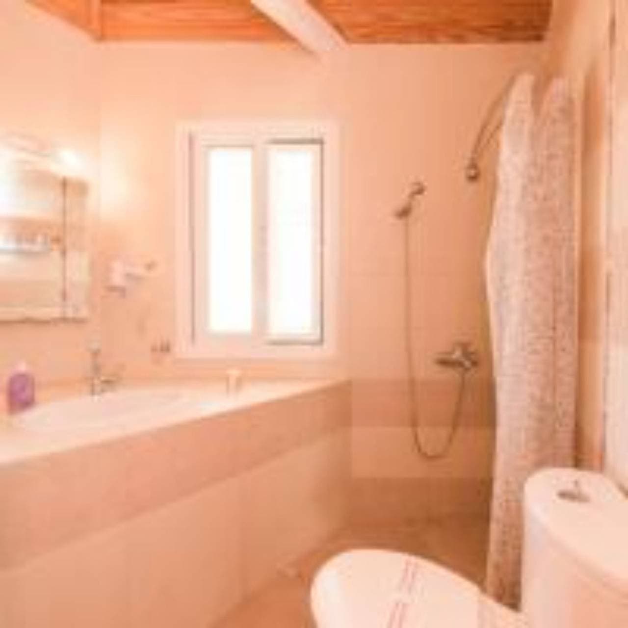 Foto 13 von 36: Ferienwohnung für 4 Personen mit Balkon