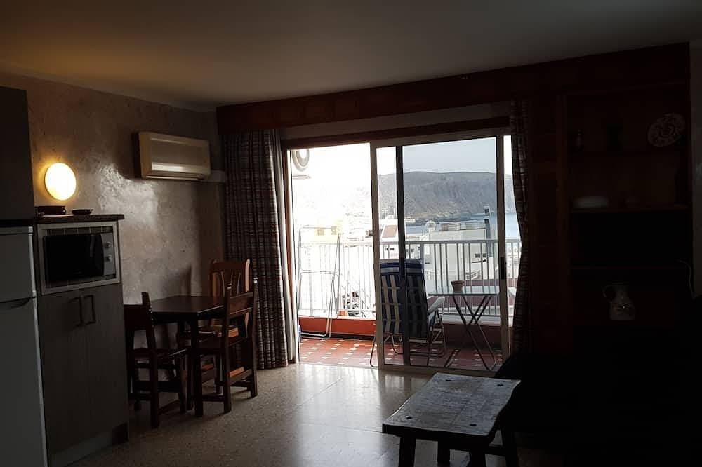 Foto 12 von 23: Sunny & Ocean View Apartment