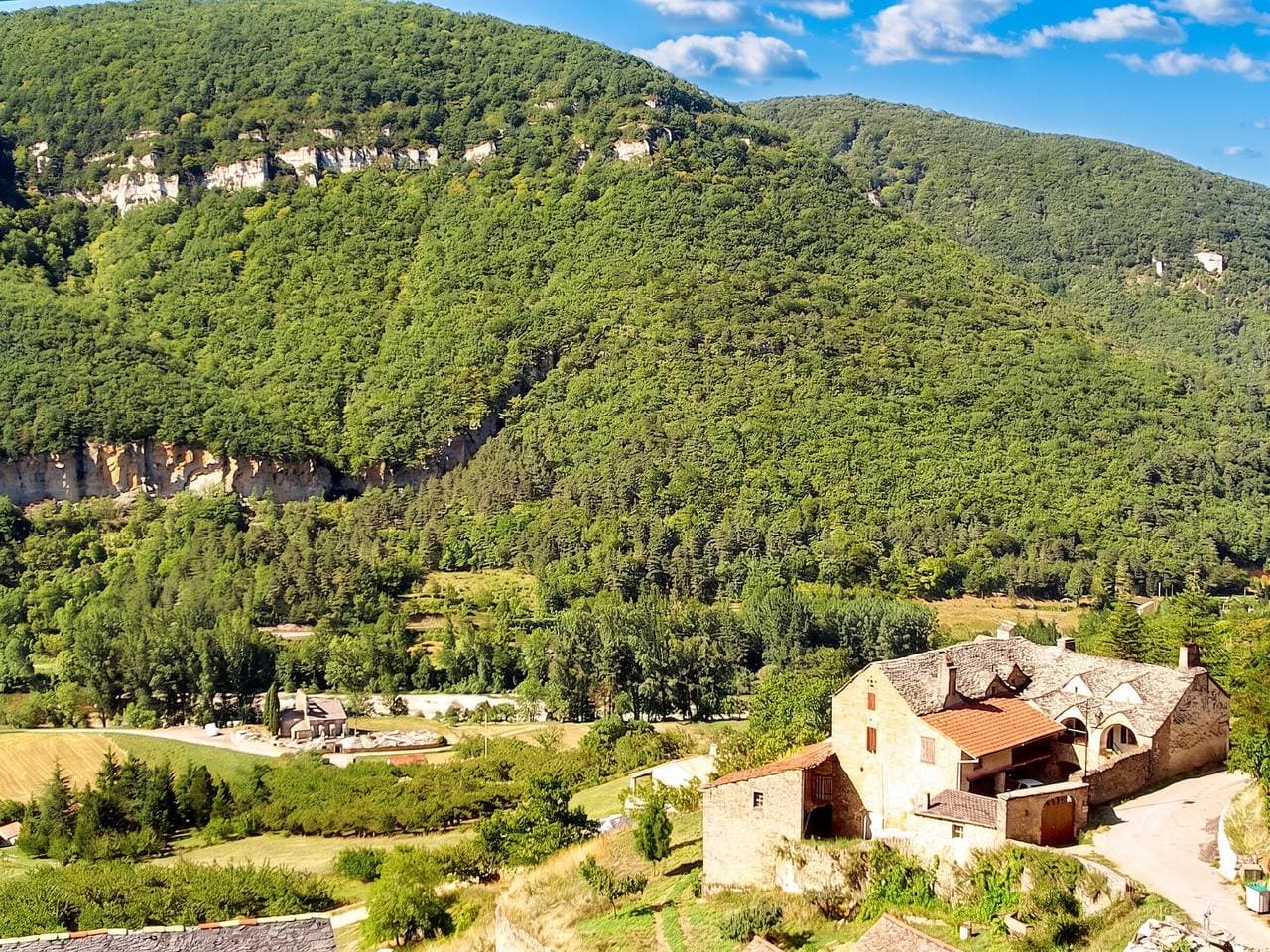 Foto 11 von 17: Charmantes Haus in Mostuéjouls mit Bergblick