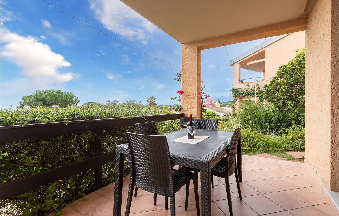 Foto 7 von 25: Appartement mit Meerblick, Parkplatz und Kochnische