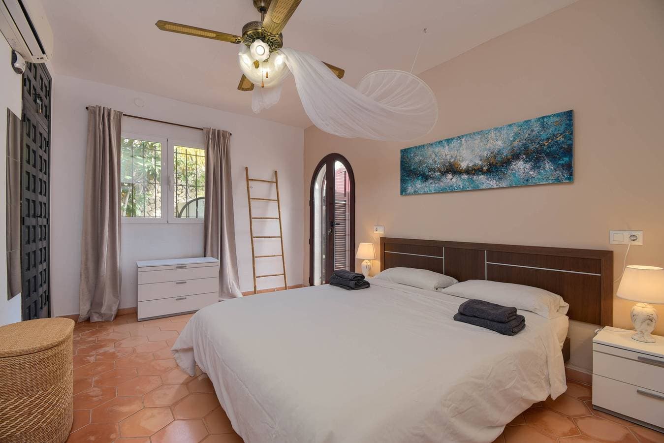 Foto 9 von 48: Schöne Villa in der Nähe des Meeres und Golfplatz
