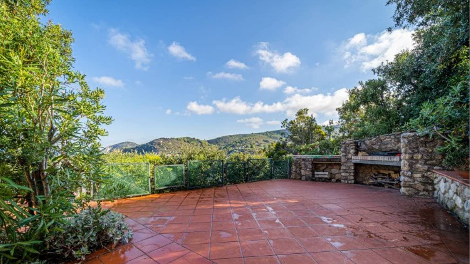 Foto 8 von 38: Villa für 8 Personen mit Terrasse